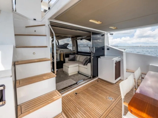 Azimut 66 Fly Yacht For Sale
