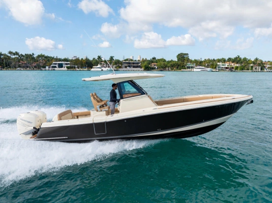 2022 Chris-Craft 30