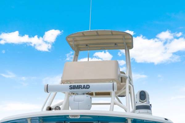 2025 Boston Whaler 38