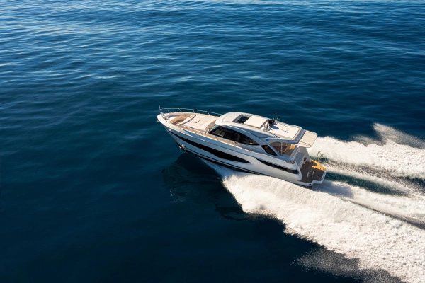 43-ft-Riviera-2027-4300 Sports Express-4300 Sports Express Fort Lauderdale Florida United States  yacht for sale