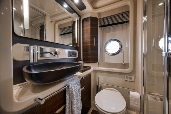50ft Azimut Yacht For Sale