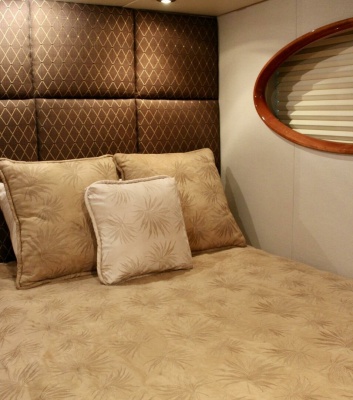 Kathleen 74ft Lazzara Yachts Yacht For Sale
