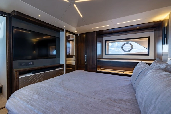 Sunseeker Manhattan 68 Yacht For Sale