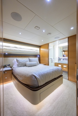 Midnight Moon 85ft Horizon Yacht For Sale