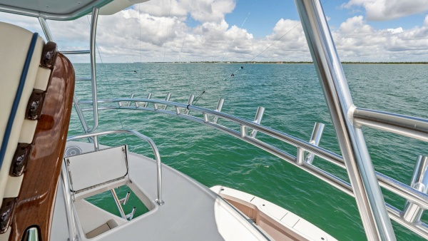 Laid Back 68ft Viking Yacht For Sale