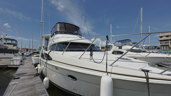Serendipity 39ft Carver Yacht For Sale