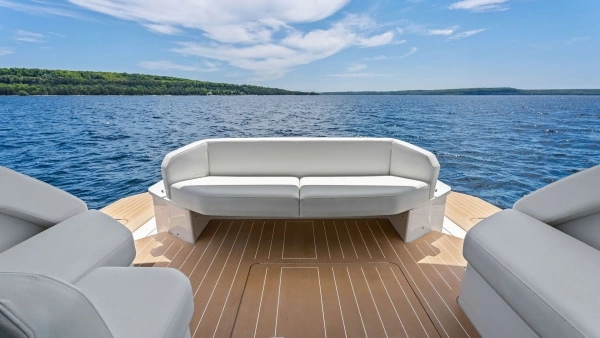 2025 Tiara Yachts 60
