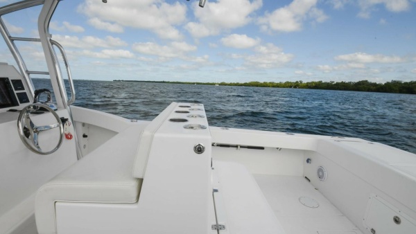 33ft Ocean Master Yacht For Sale
