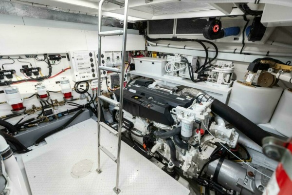 Miss Tracy Lane 60ft Cruisers Yachts Yacht For Sale