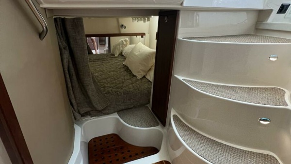 BE CHUMMING 37ft Grady White Yacht For Sale