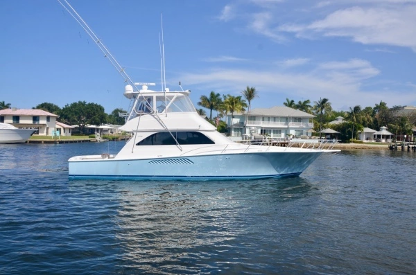 2003 Viking 52 Convertible