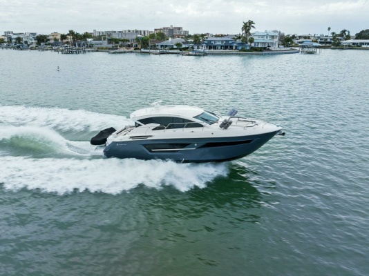 Sweet Caroline 46ft Cruisers Yachts Yacht For Sale