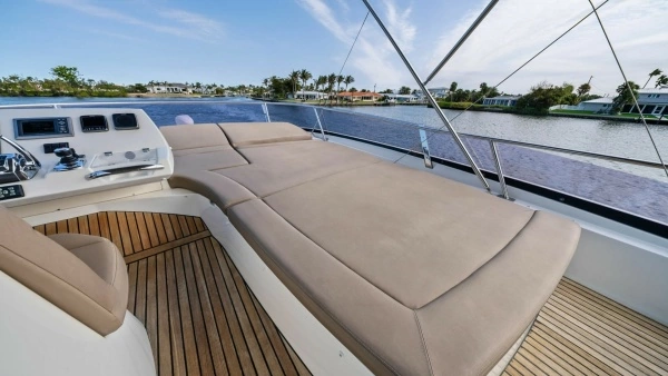 2015 Prestige 55