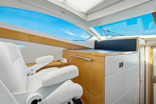 Venture 47ft Mares Yacht For Sale