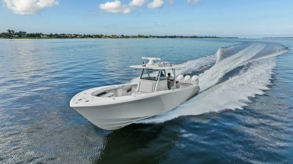2023 Yellowfin 39