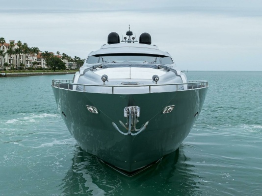Miura 90ft Pershing Yacht For Sale