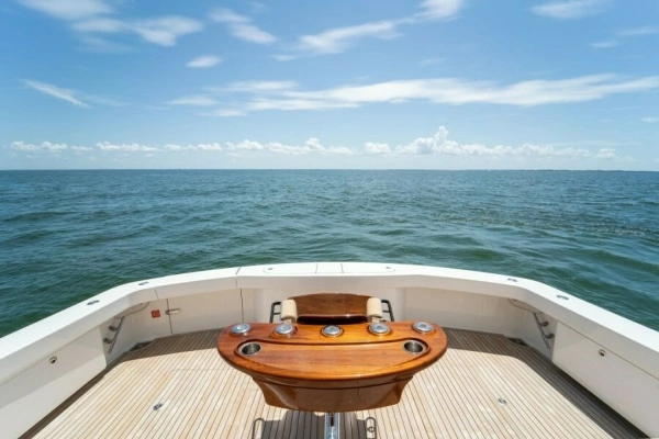 2018 Viking 72