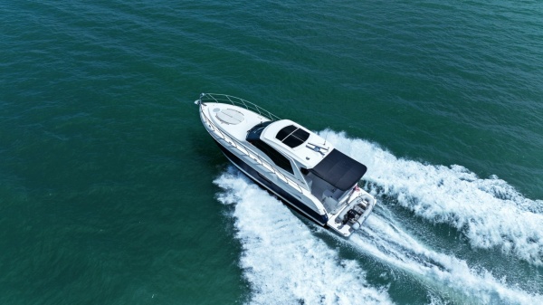 Freedom 48ft Cruisers Yachts Yacht For Sale