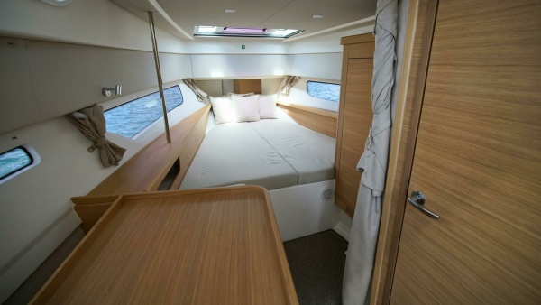 In Stock 2025 Nimbus W11 60 40ft Nimbus Yacht For Sale