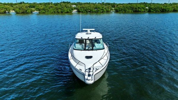 Fridge Benefit 35ft Tiara Yachts Yacht For Sale
