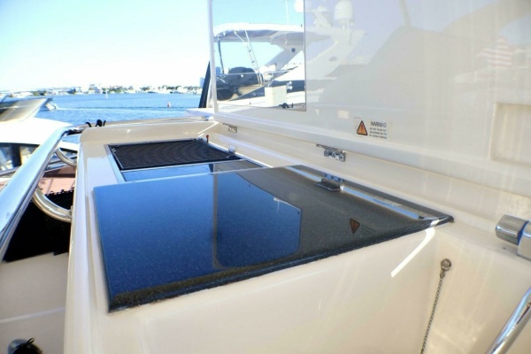 Mimi s Oasis 44ft Aquila Yacht For Sale