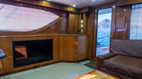 Sinyorita Salada 60ft Hatteras Yacht For Sale