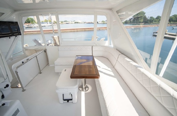 OVATION 60ft Hatteras Yacht For Sale