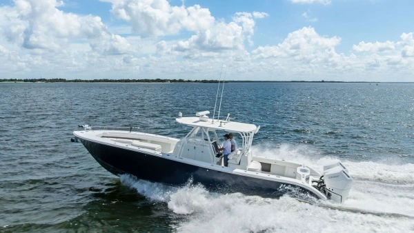 Yellowfin 39 Center Console  Yacht For Sale