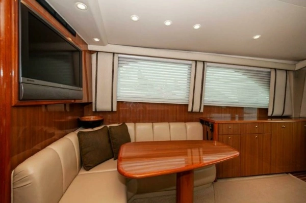 2006 Viking 45
