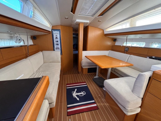 Jeanneau Sun Odyssey 44DS Yacht For Sale