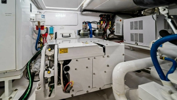 2021 Viking 46