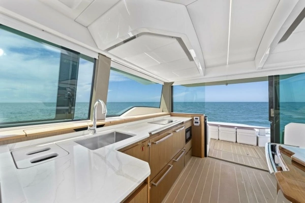 2023 Tiara Yachts 60