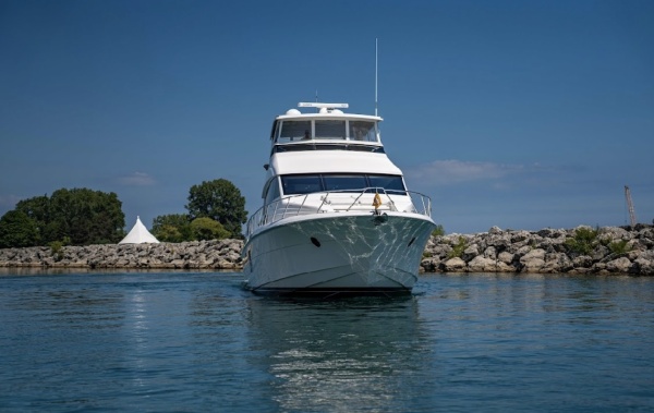 OVATION 60ft Hatteras Yacht For Sale