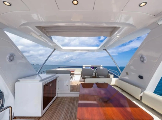 Azimut 66 Fly Yacht For Sale