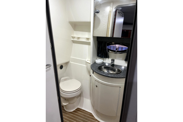 34ft Formula Yacht For Sale