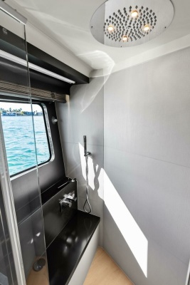 Fantasy Girl 75ft Absolute Yacht For Sale