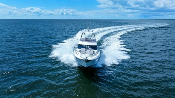 2020 Prestige 46