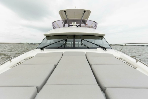 2023 Prestige 46