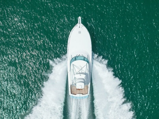 2015 Viking 52