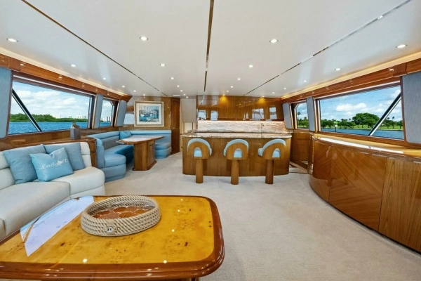 2012 Viking 82