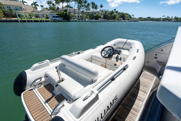2020 Azimut 60