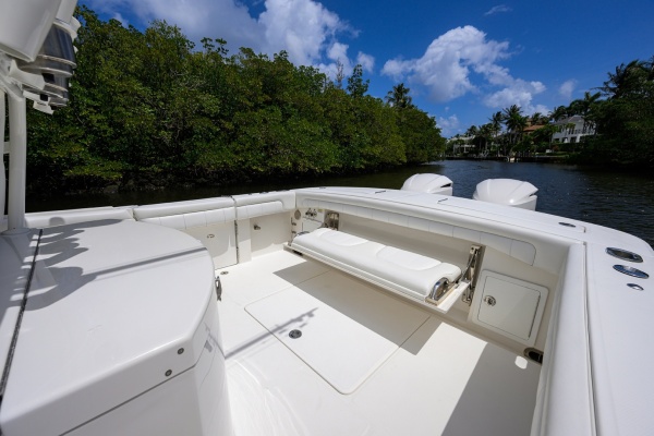 SWEET MELISSA 31ft Regulator Yacht For Sale