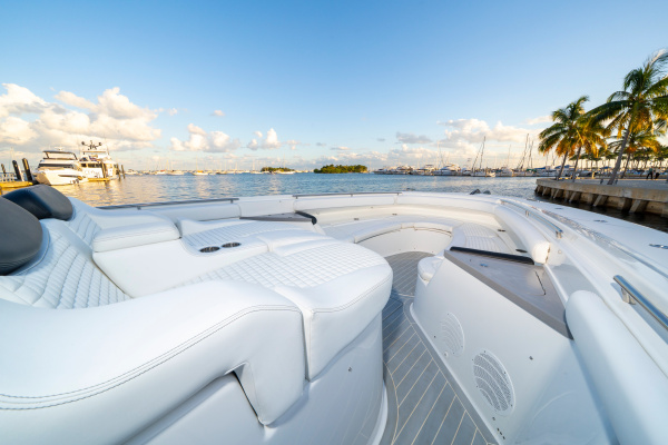 65ft HCB Yacht For Sale