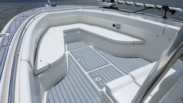 2005 Triton 34
