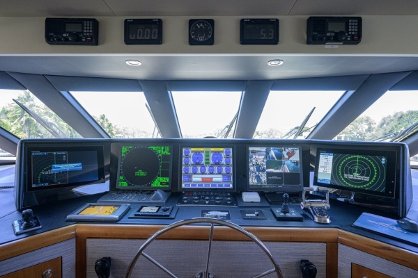 MAGIC 100ft Hatteras Yacht For Sale