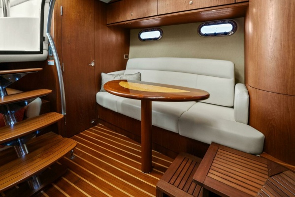 Fridge Benefit 35ft Tiara Yachts Yacht For Sale
