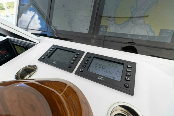 2026 Viking 82