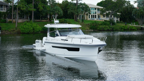 In Stock 2025 Nimbus W11 60 40ft Nimbus Yacht For Sale