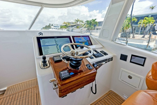 48ft Calcutta Yacht For Sale