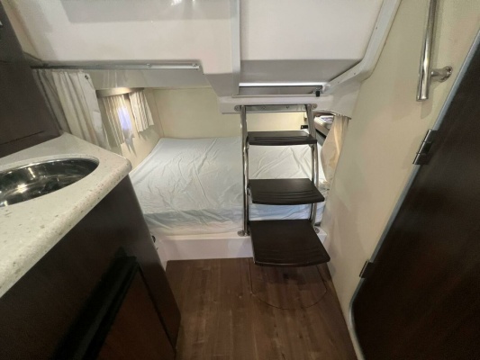 28ft Regal Yacht For Sale